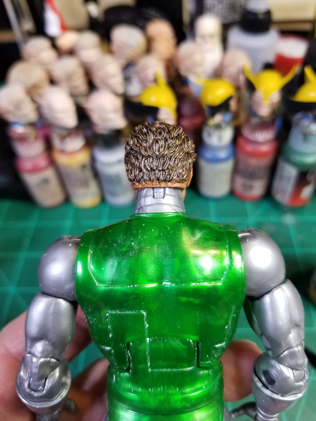 Victor head for Legends