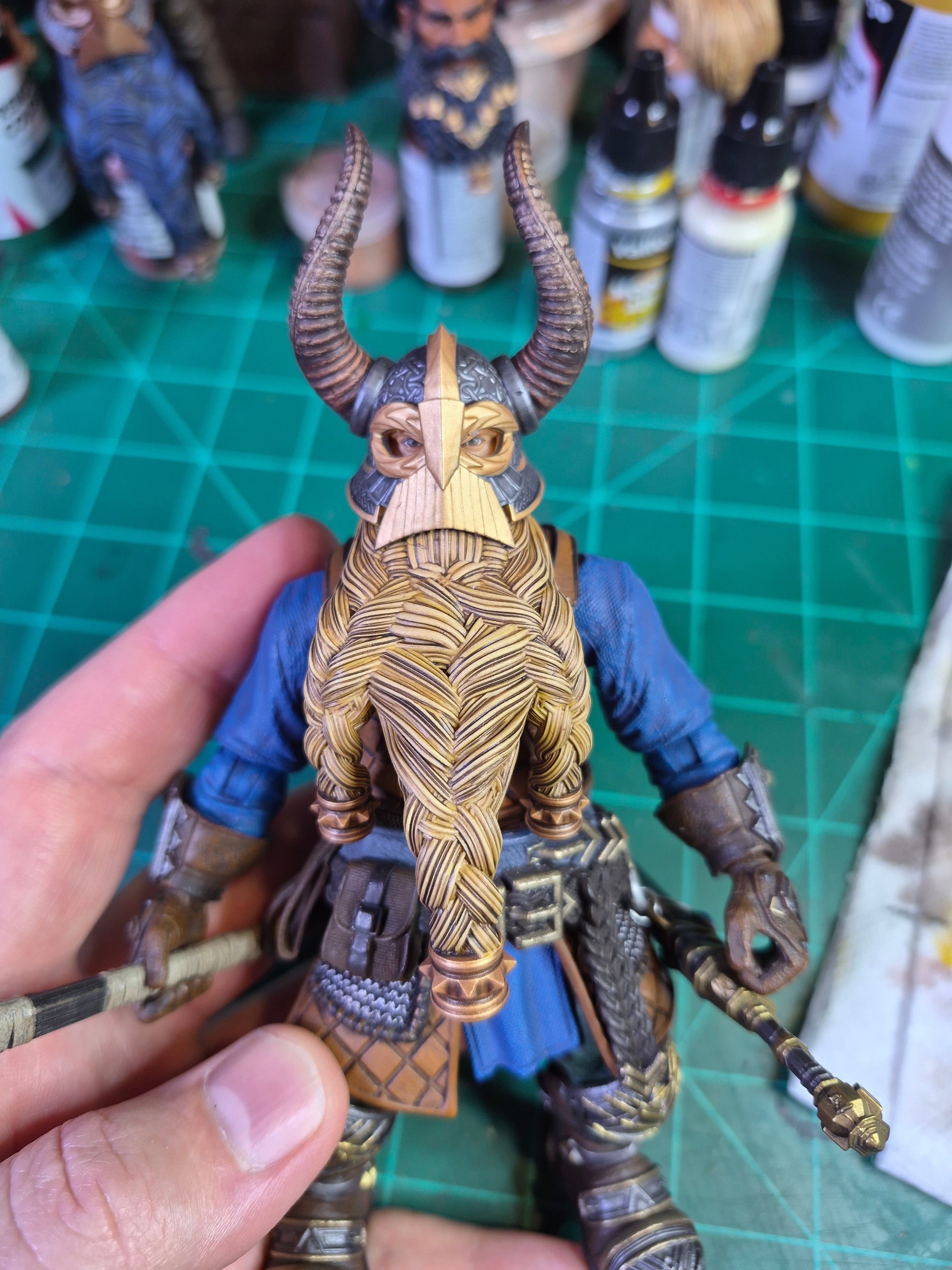 Blonde Horned Helmet Dwarf head for Legions