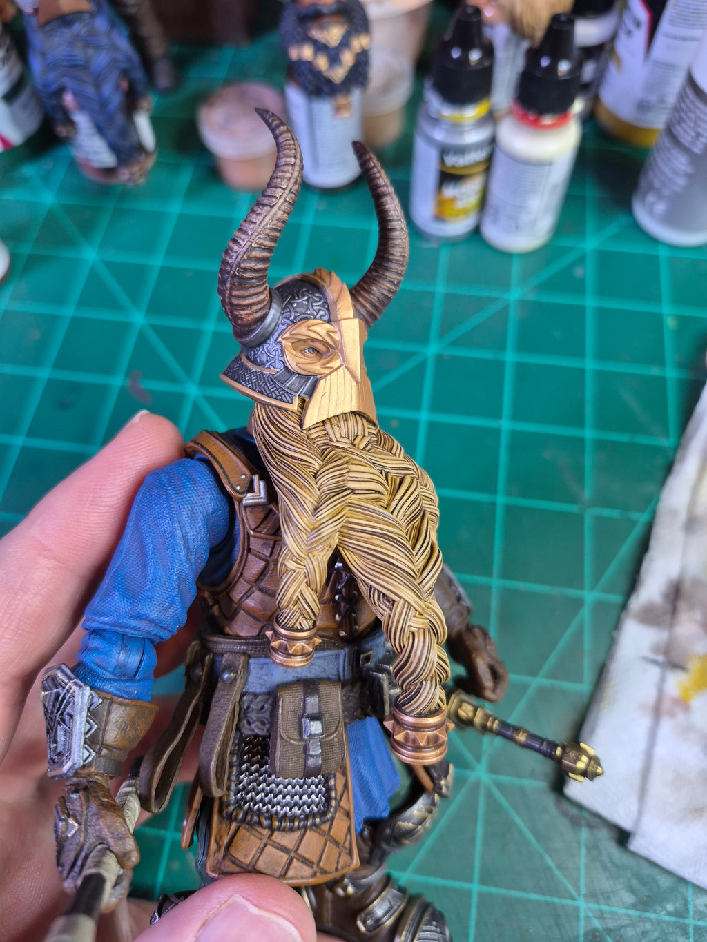 Blonde Horned Helmet Dwarf head for Legions
