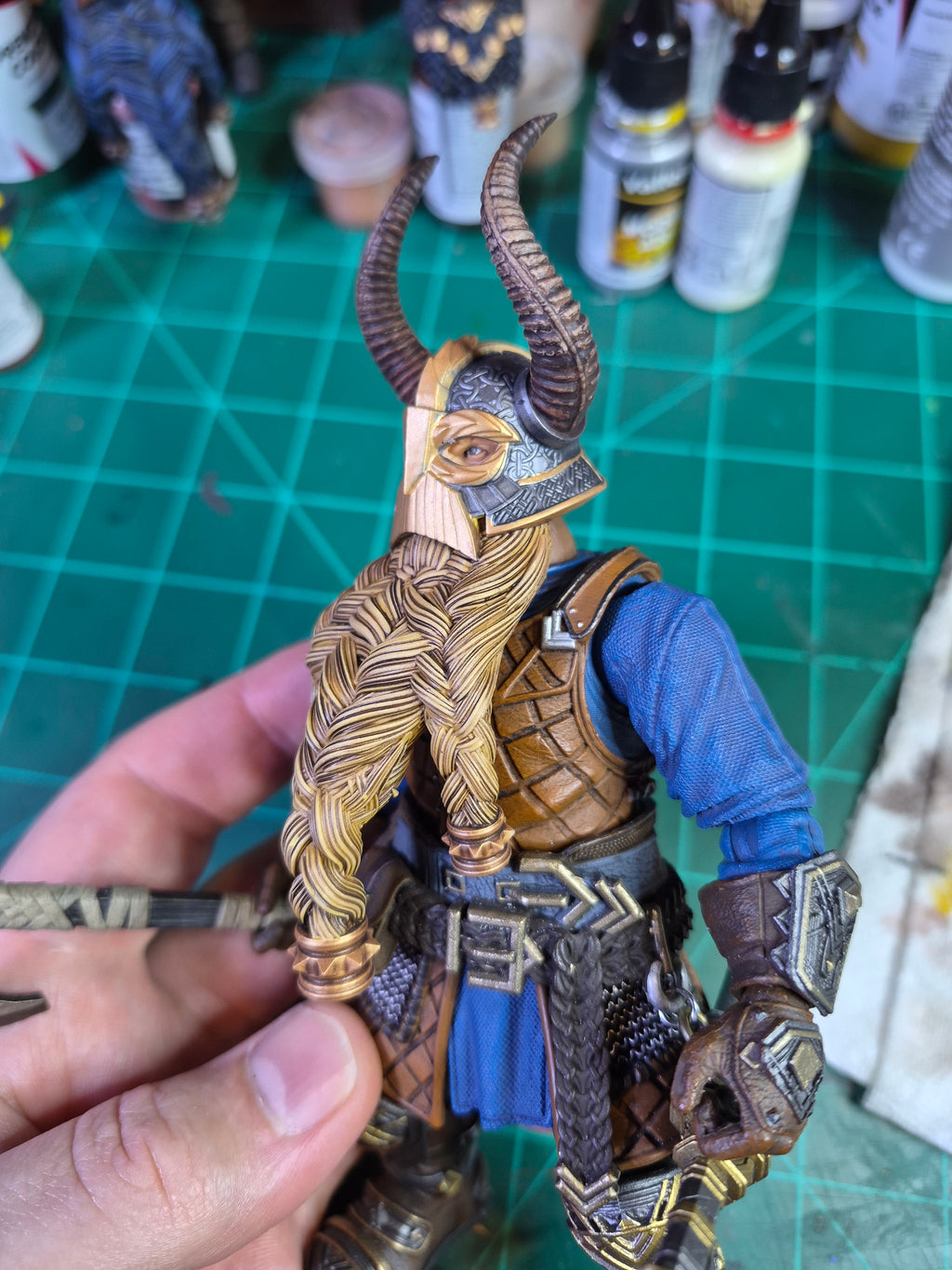 Blonde Horned Helmet Dwarf head for Legions