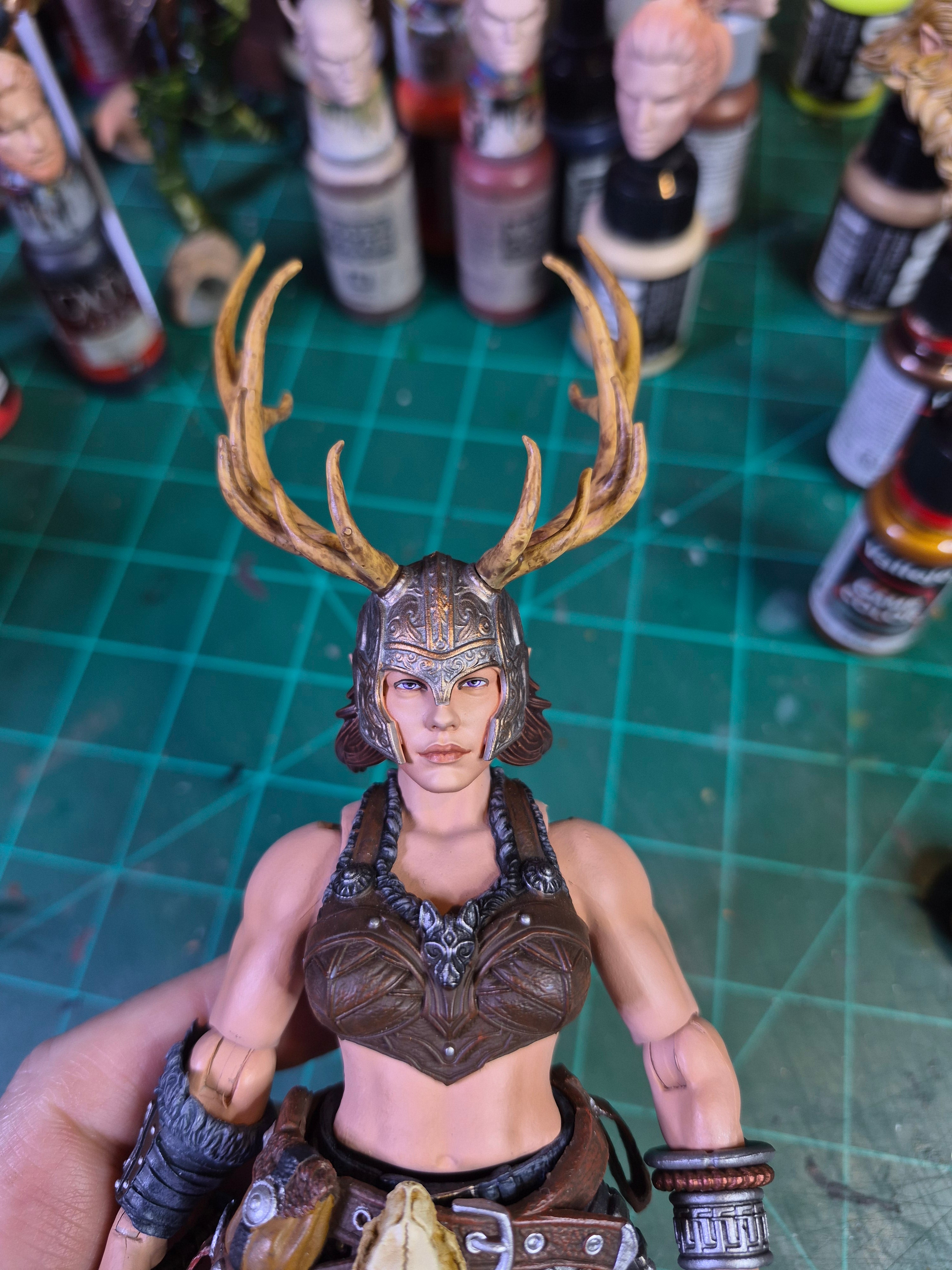 Brunette Elf Warrior head for Legions
