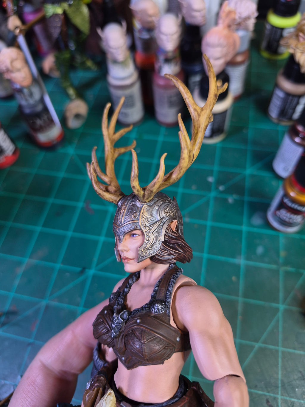 Brunette Elf Warrior head for Legions
