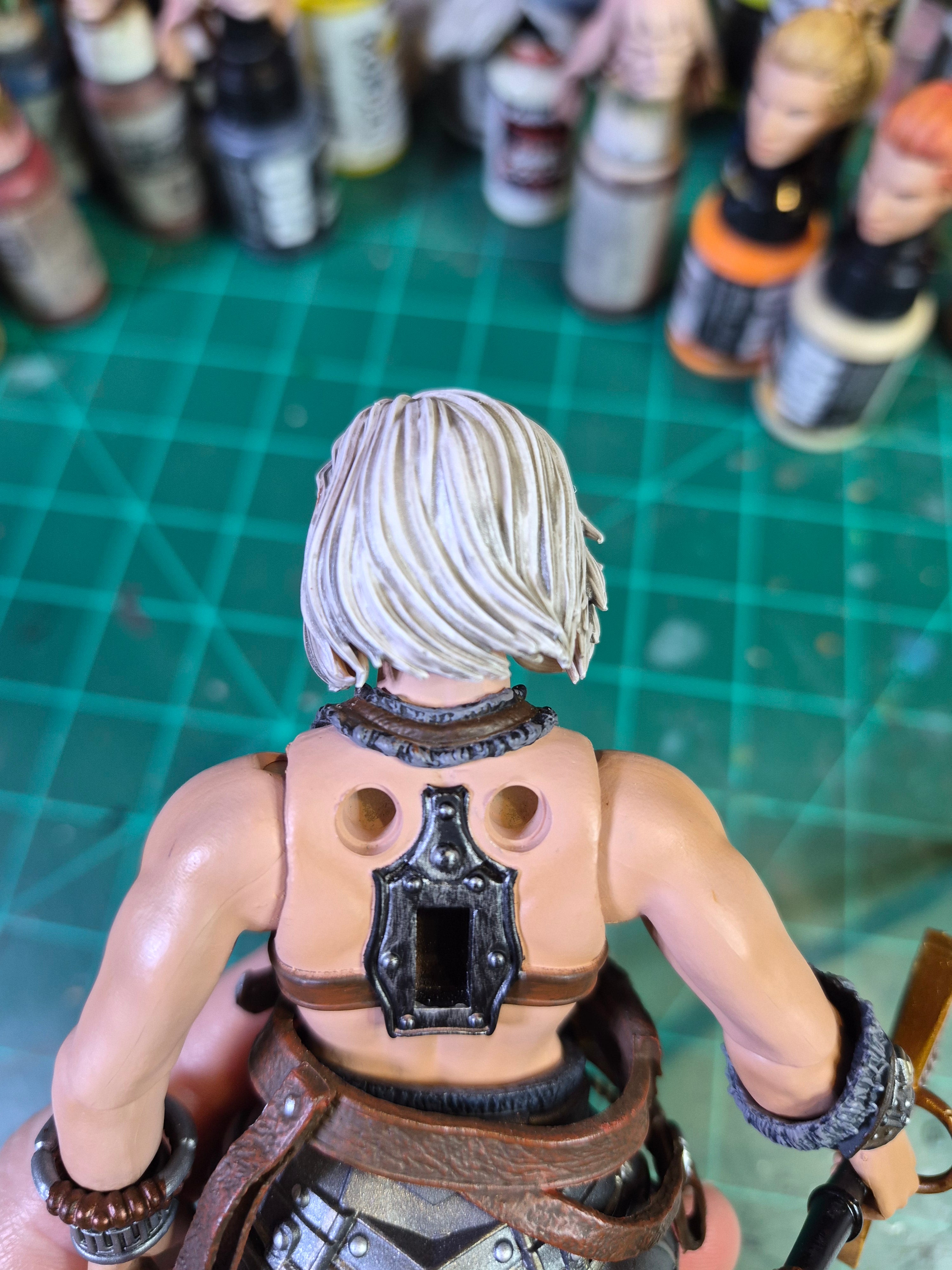 Grey Barbarian Elf for V1 Legions