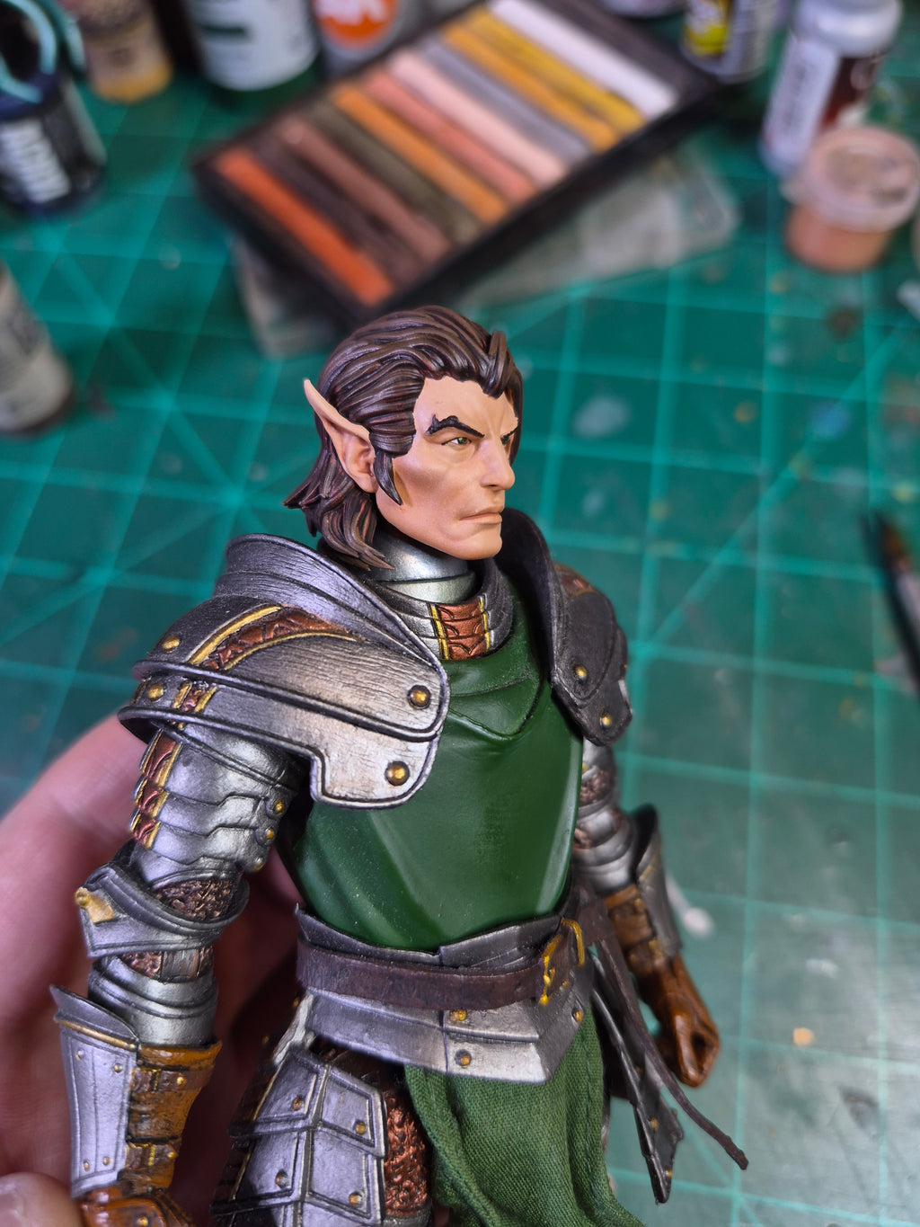 Brunette Elf head for V1 Legions