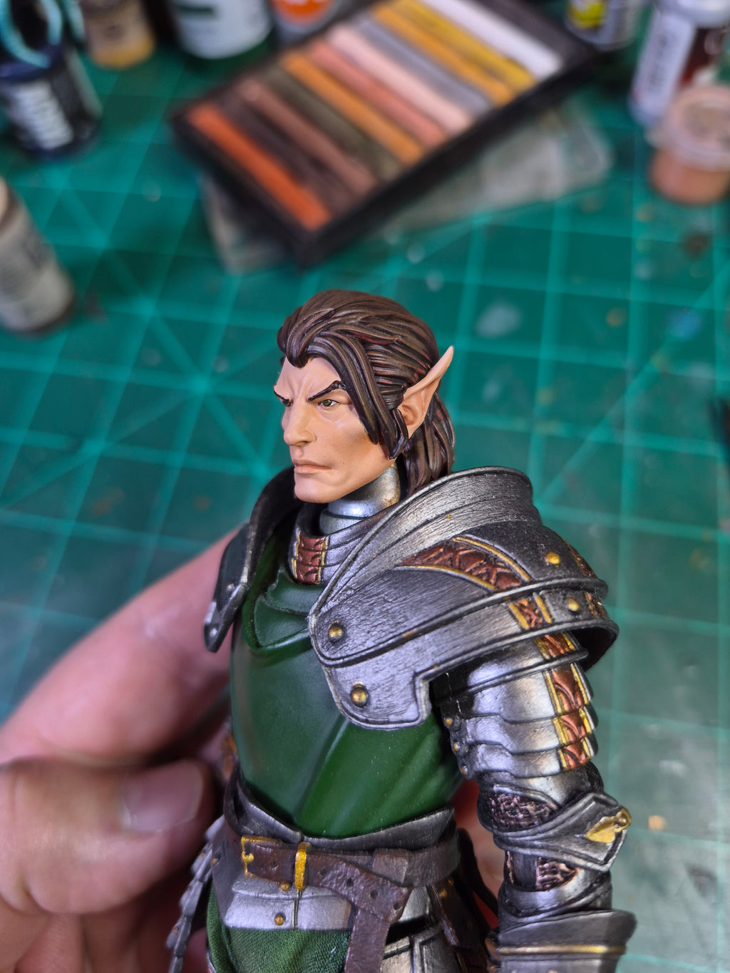 Brunette Elf head for V1 Legions