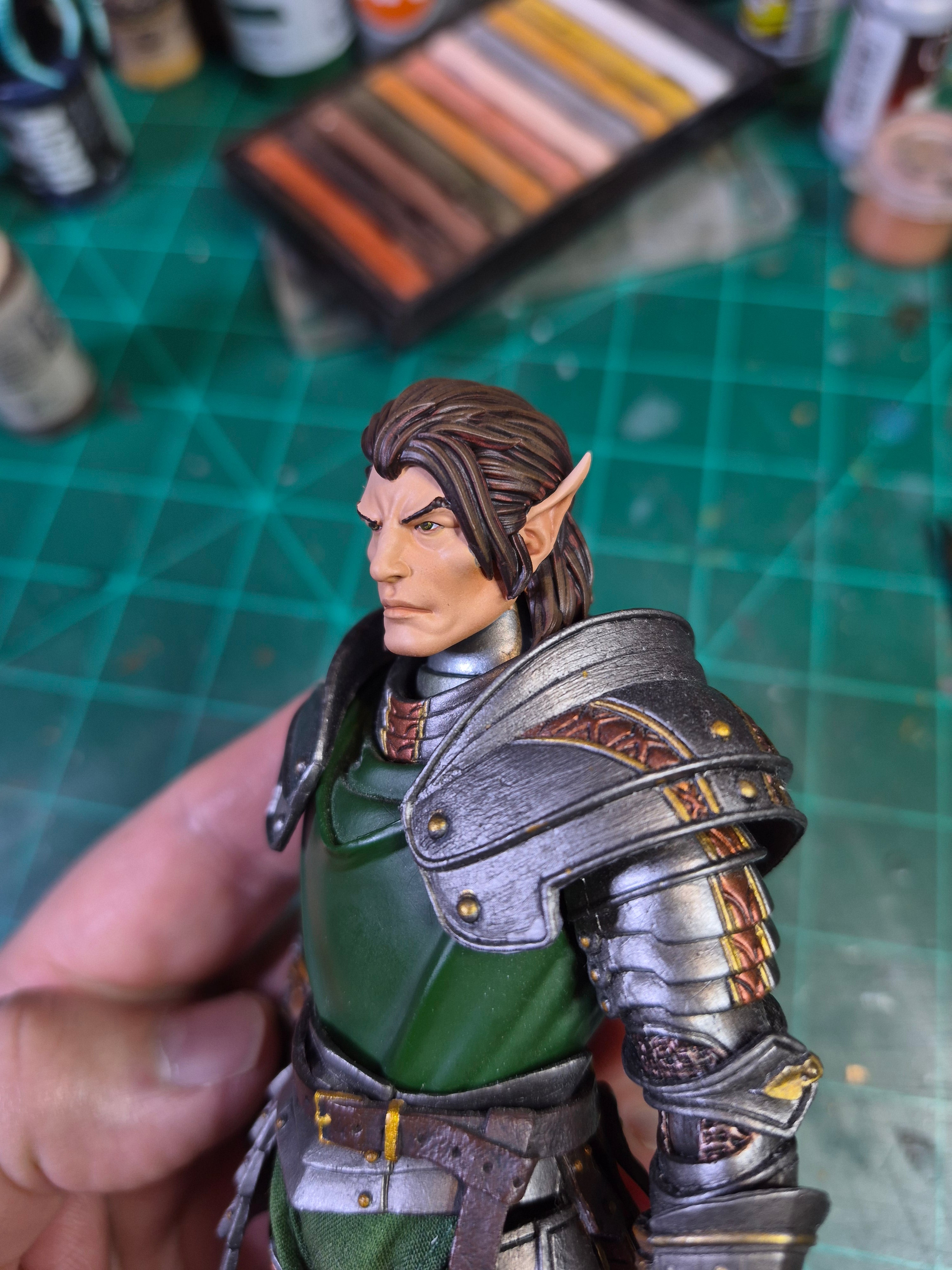 Brunette Elf head for V1 Legions