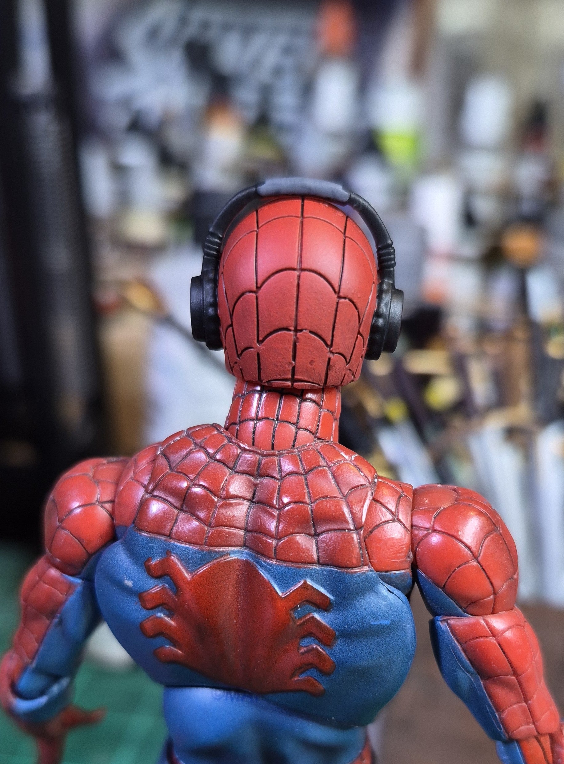 Headphones Spidey head for MAFEX