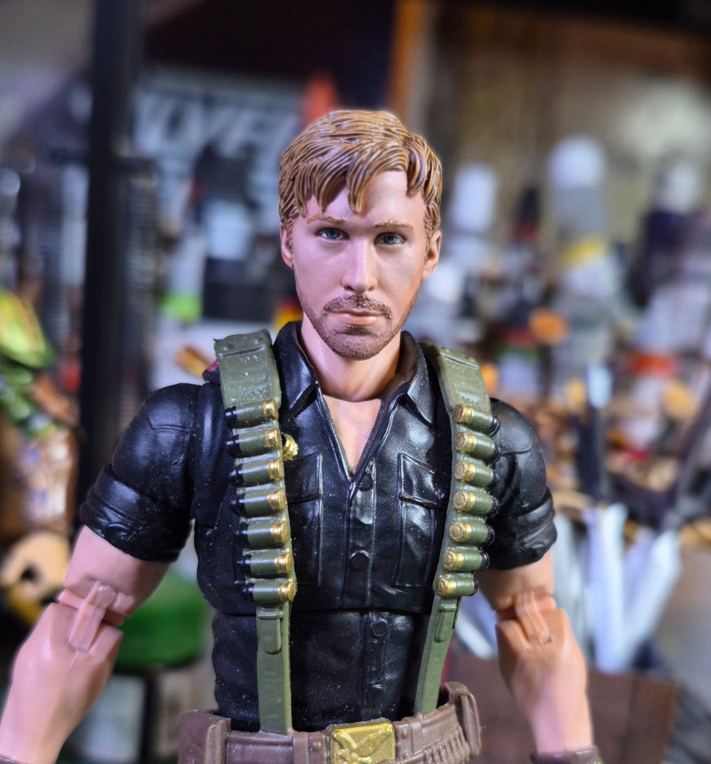 Gosling head with open socket