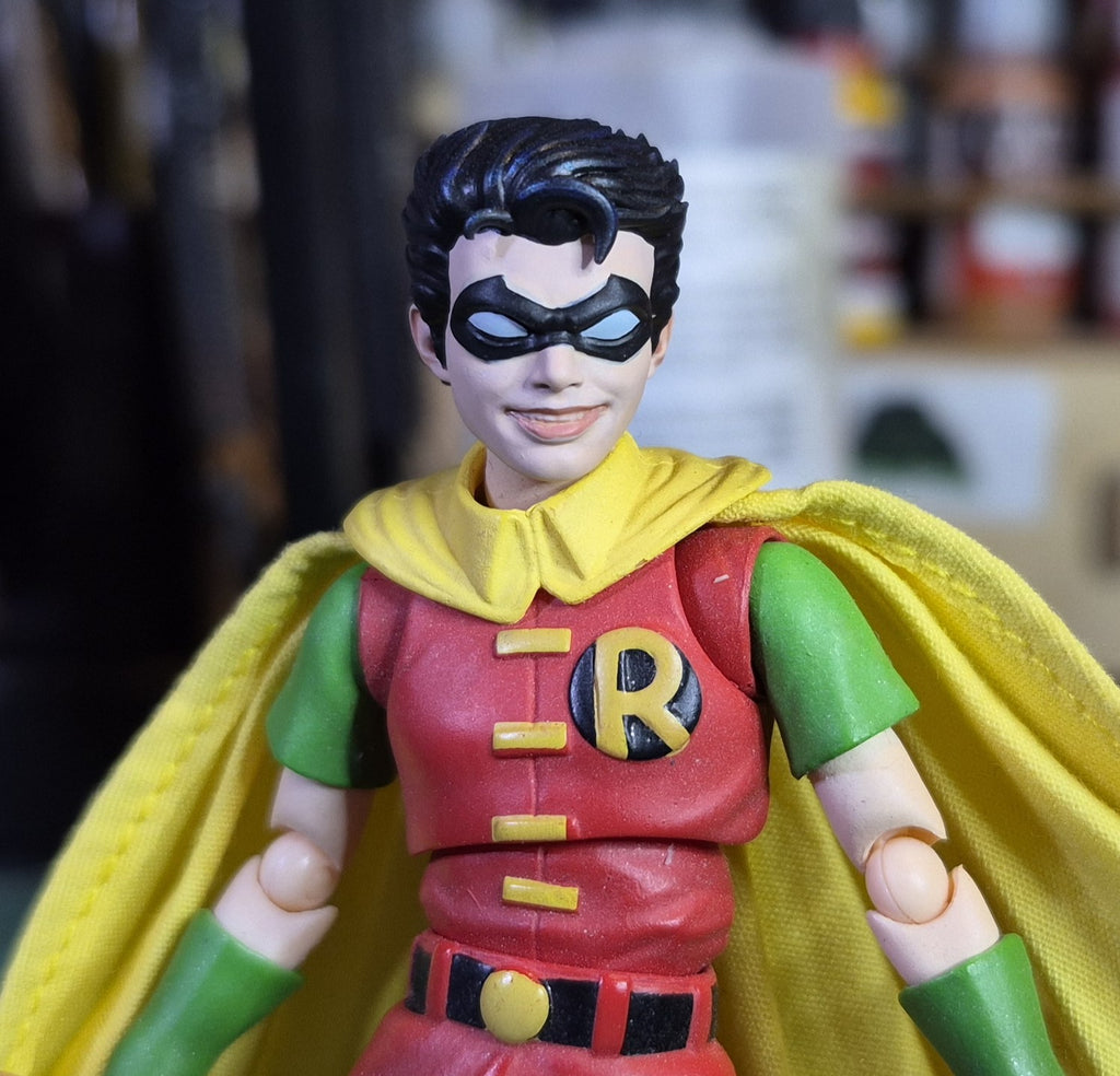 Smiling Robin head for MAFEX