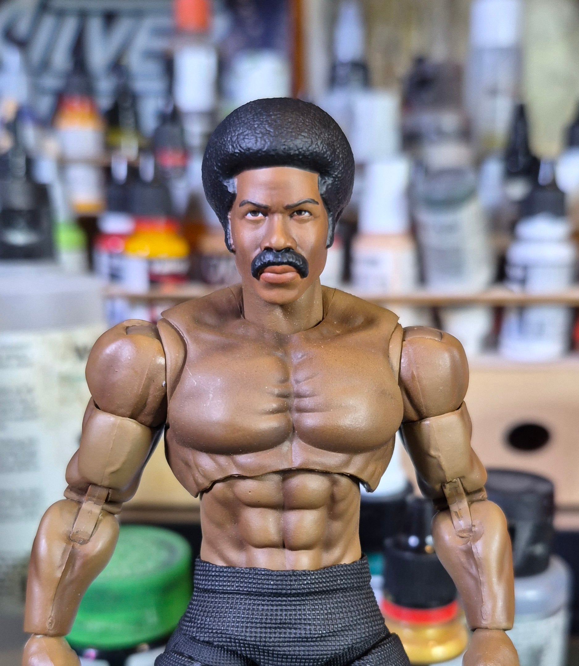 Black Dynamite head for Montez Lee