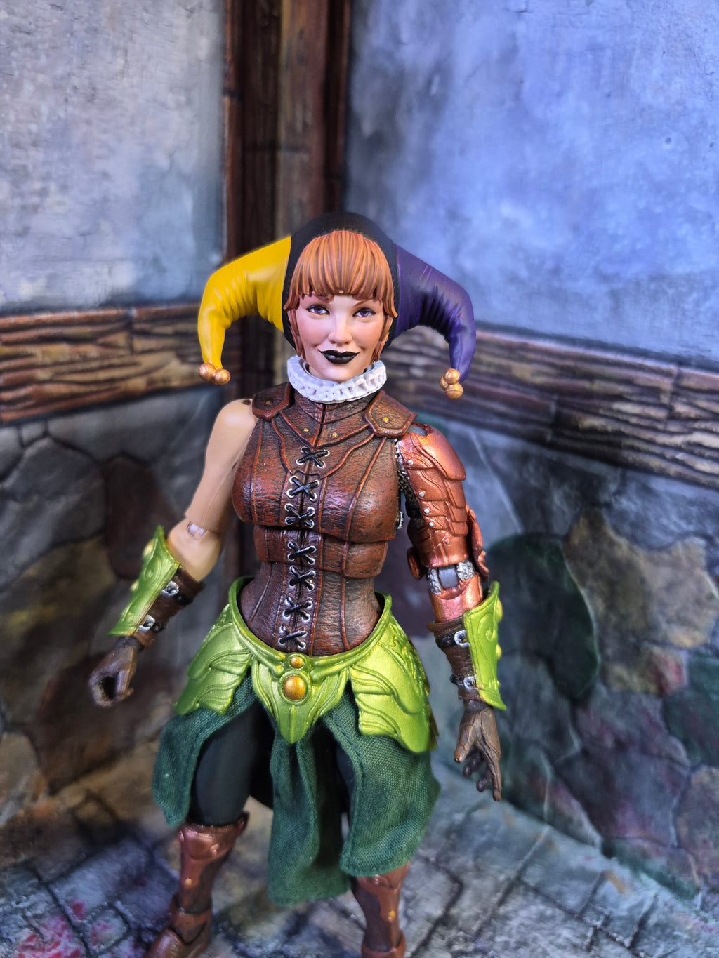 Female Jester head for Legions
