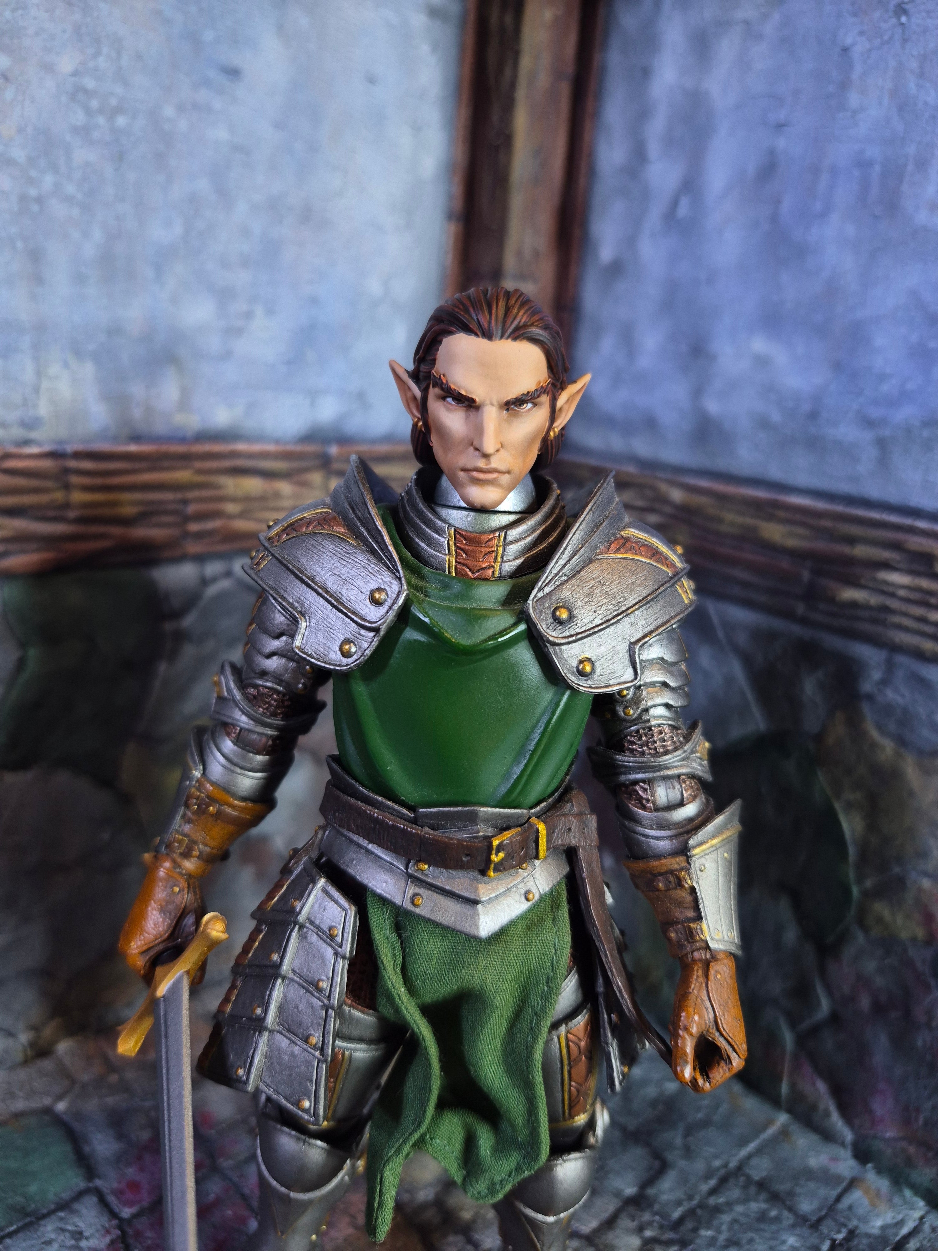 Brunette Elf head for Legions