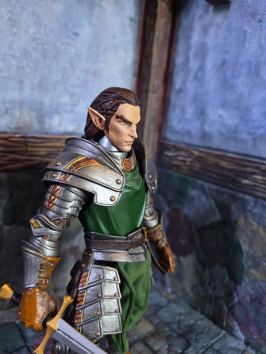 Brunette Elf head for Legions