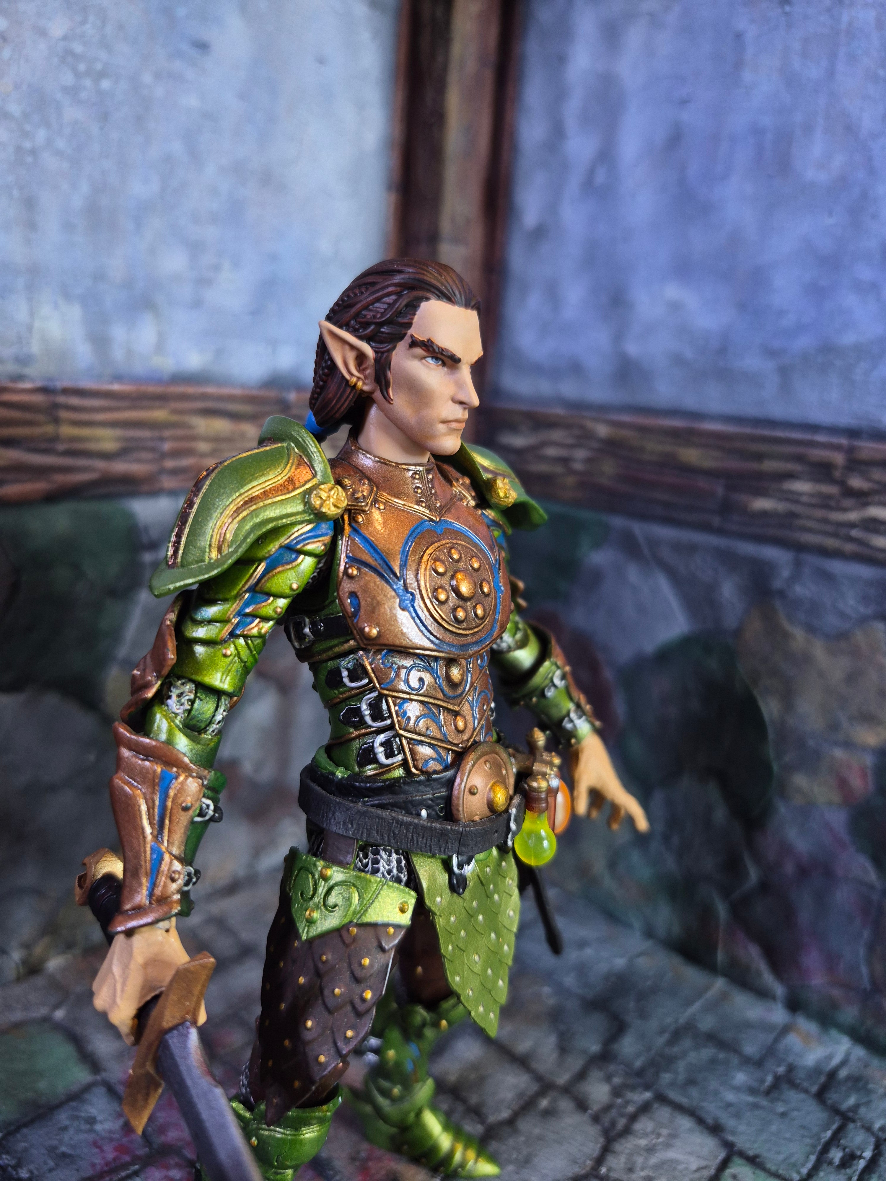 Brunette Elf head for Legions