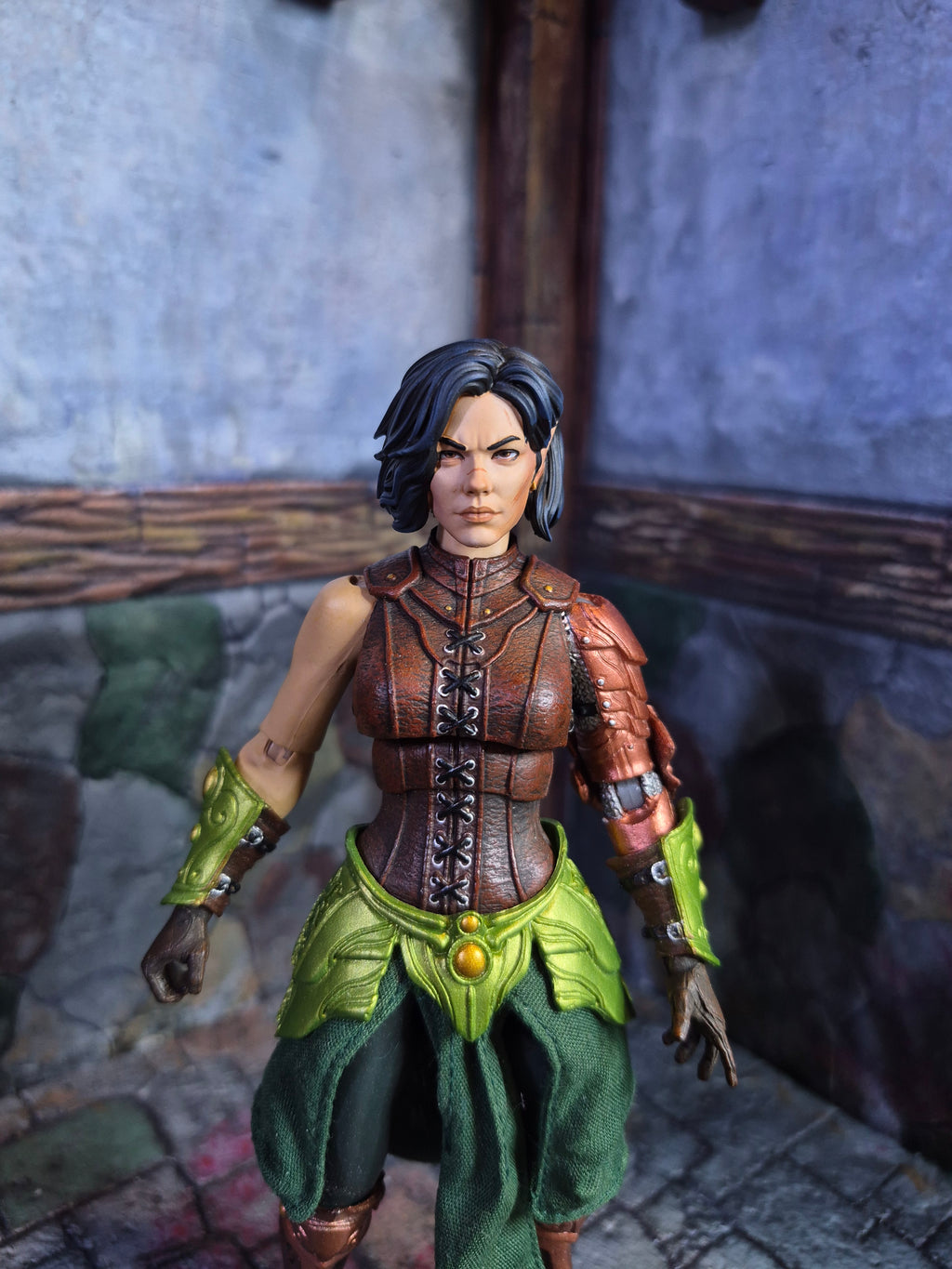 Black haired female Elf head for Legions