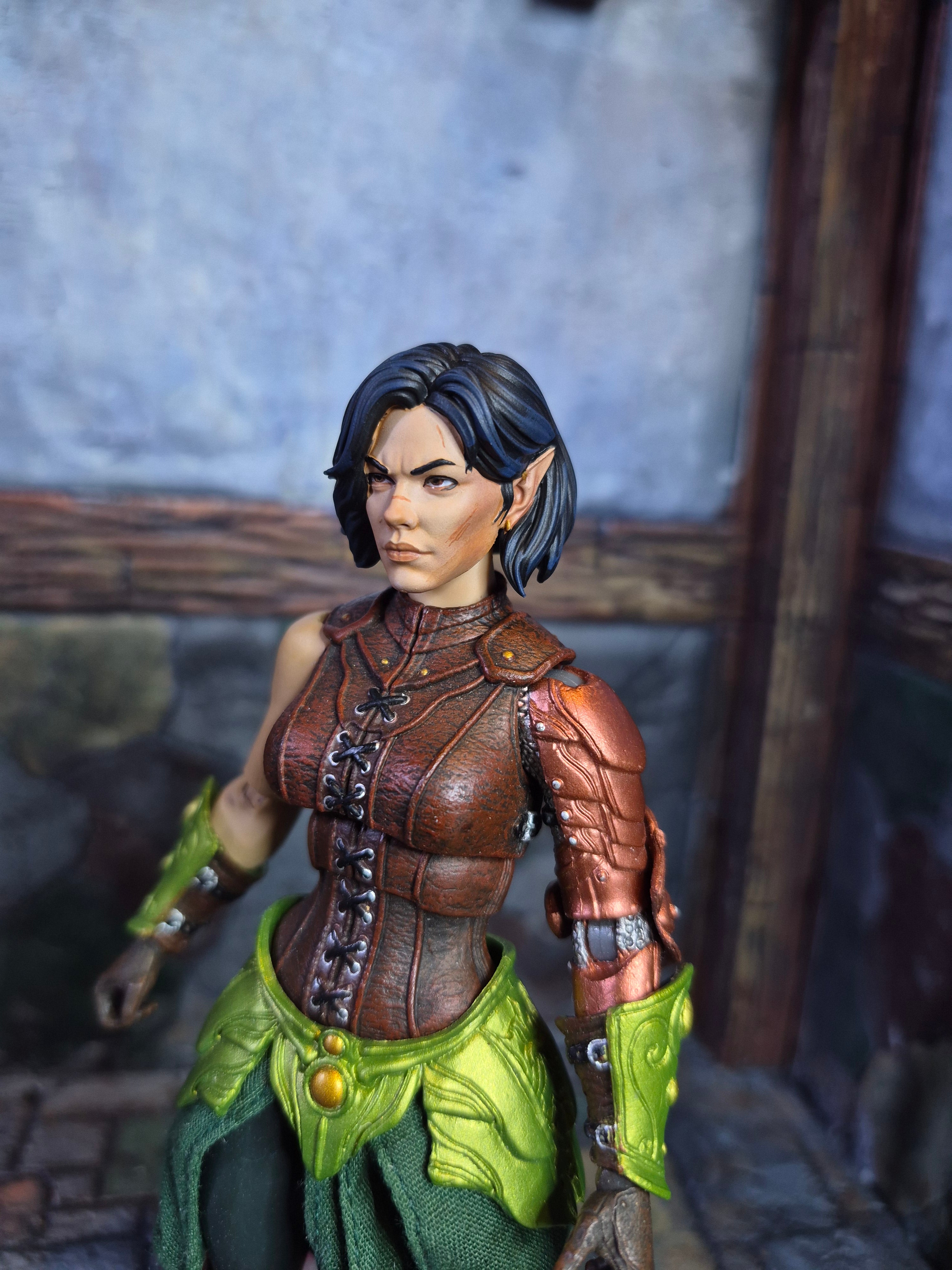 Black haired female Elf head for Legions