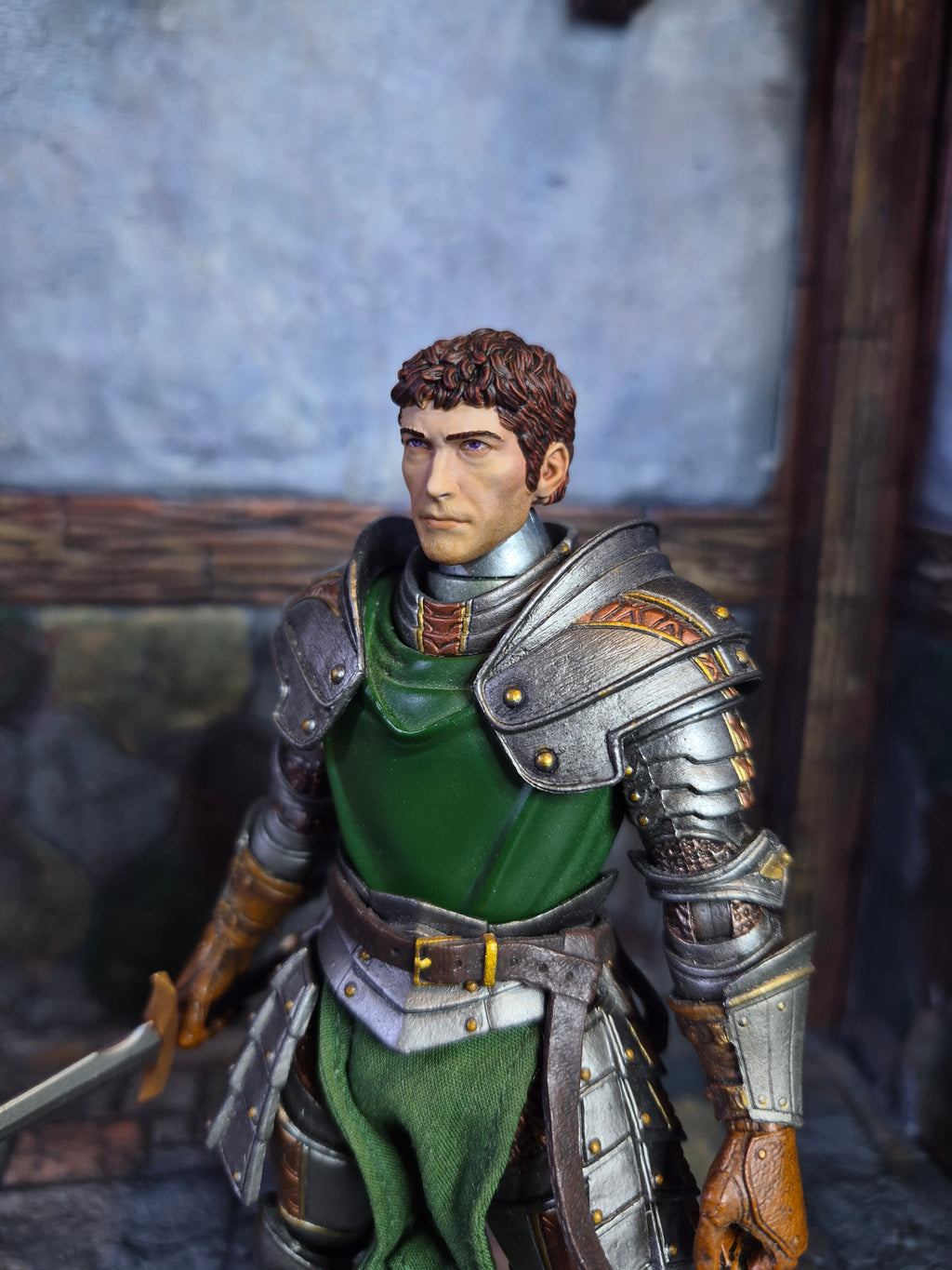 Brunette Johnny head for Legions