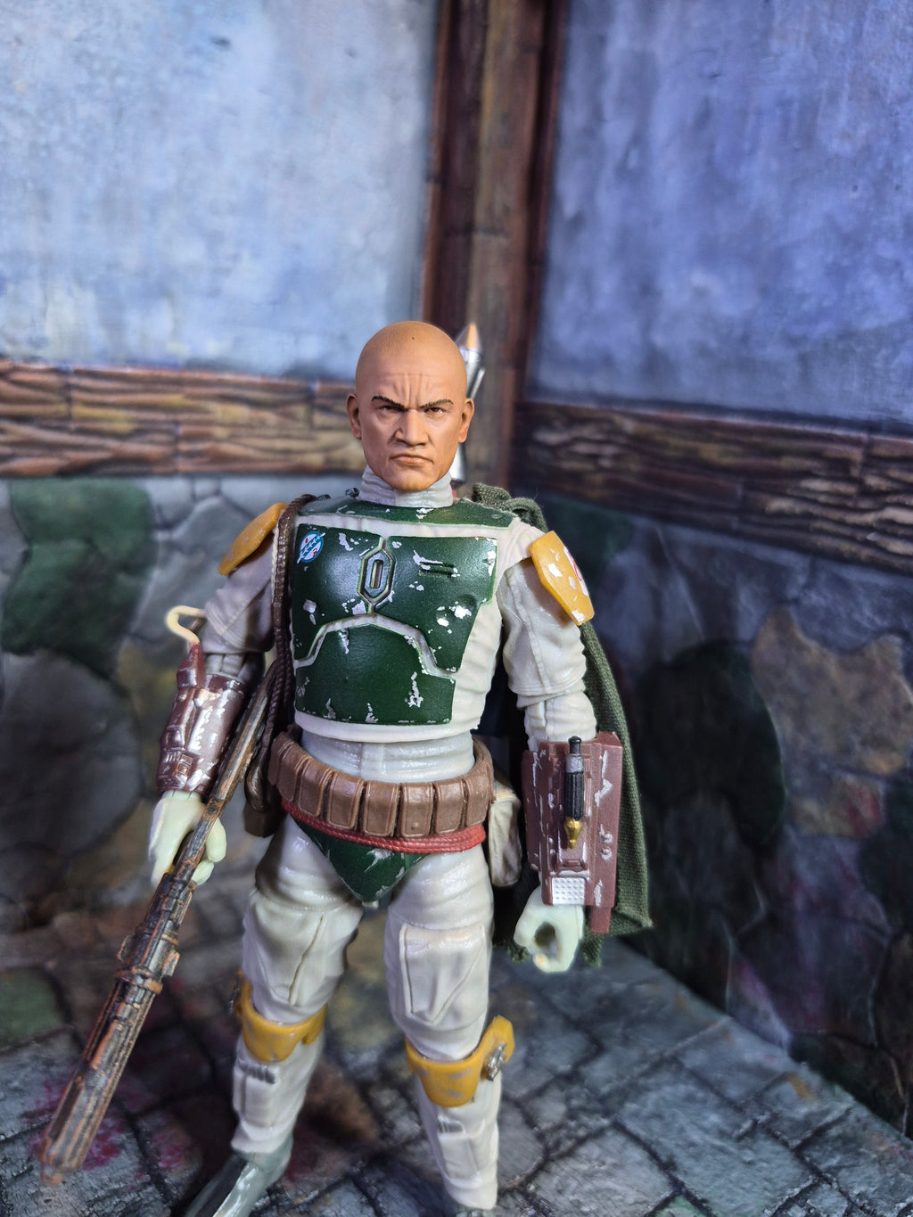 Boba head with open socket