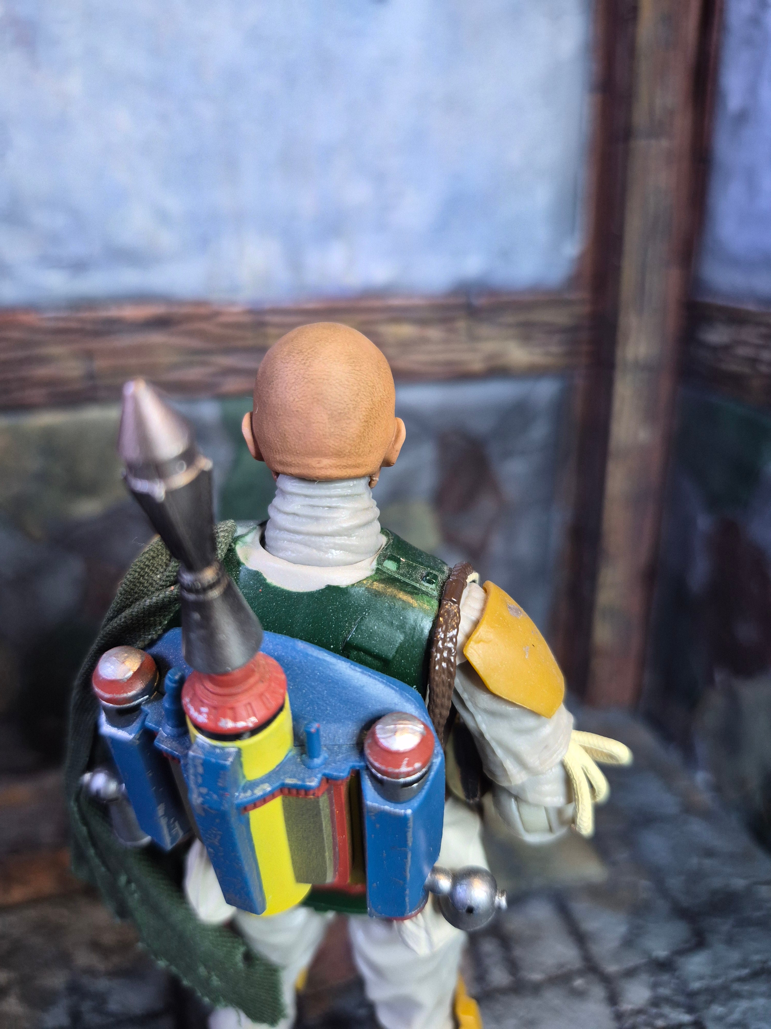 Boba head with open socket