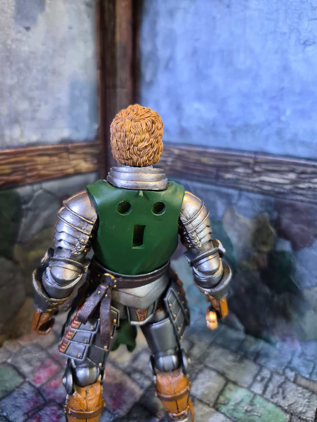 Blonde Johnny head for Legions