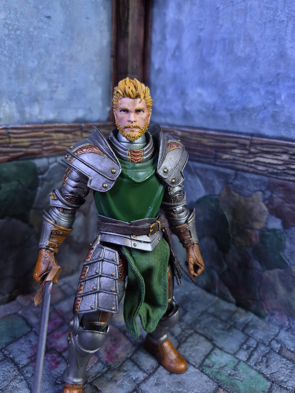 Blonde Peter head for Legions