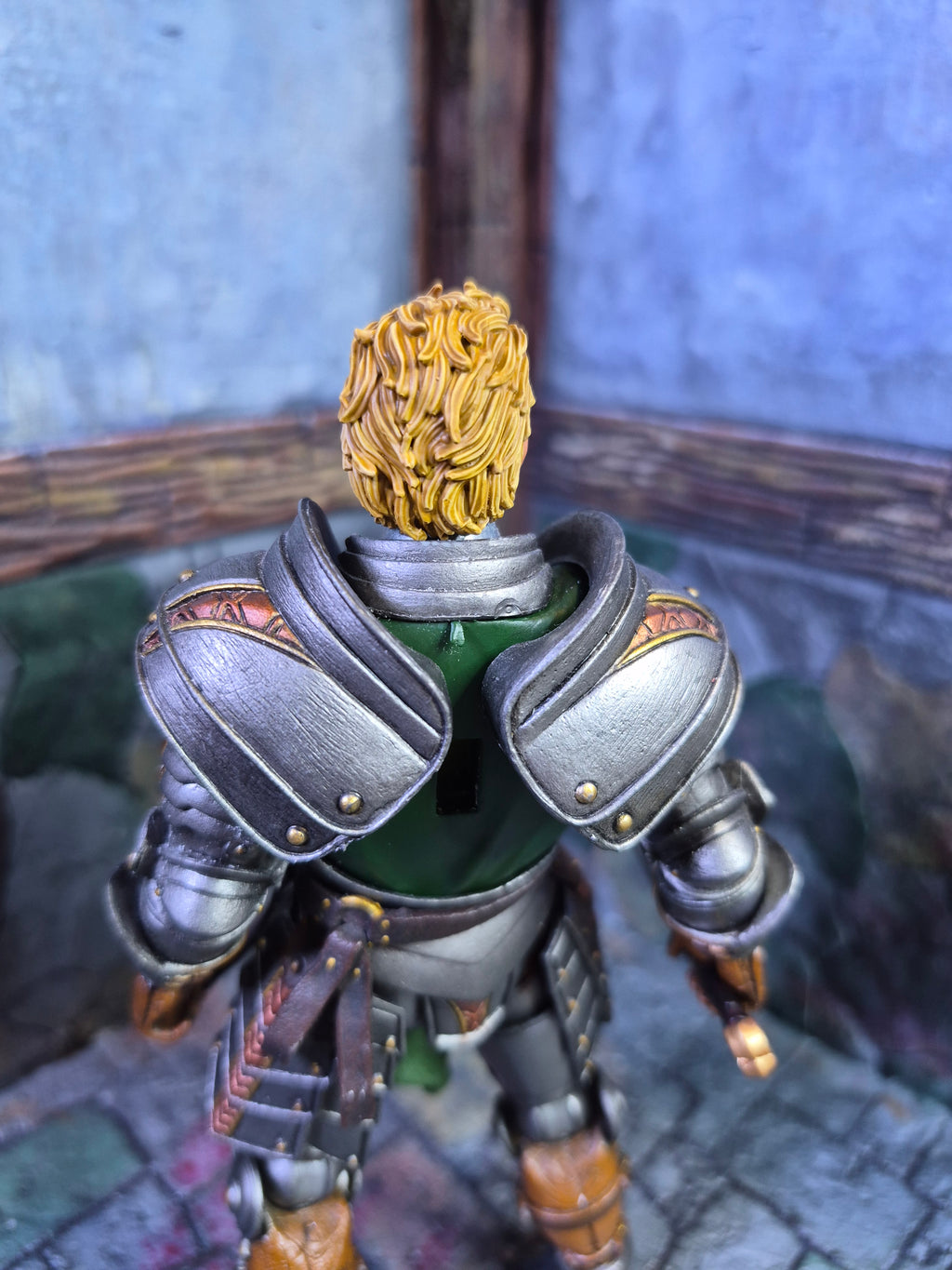 Blonde Peter head for Legions