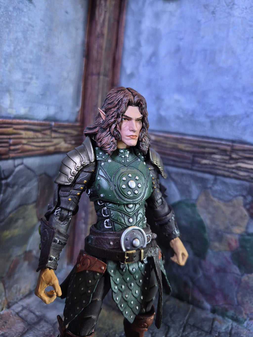 Brunette Long Haired Elf head for Legions