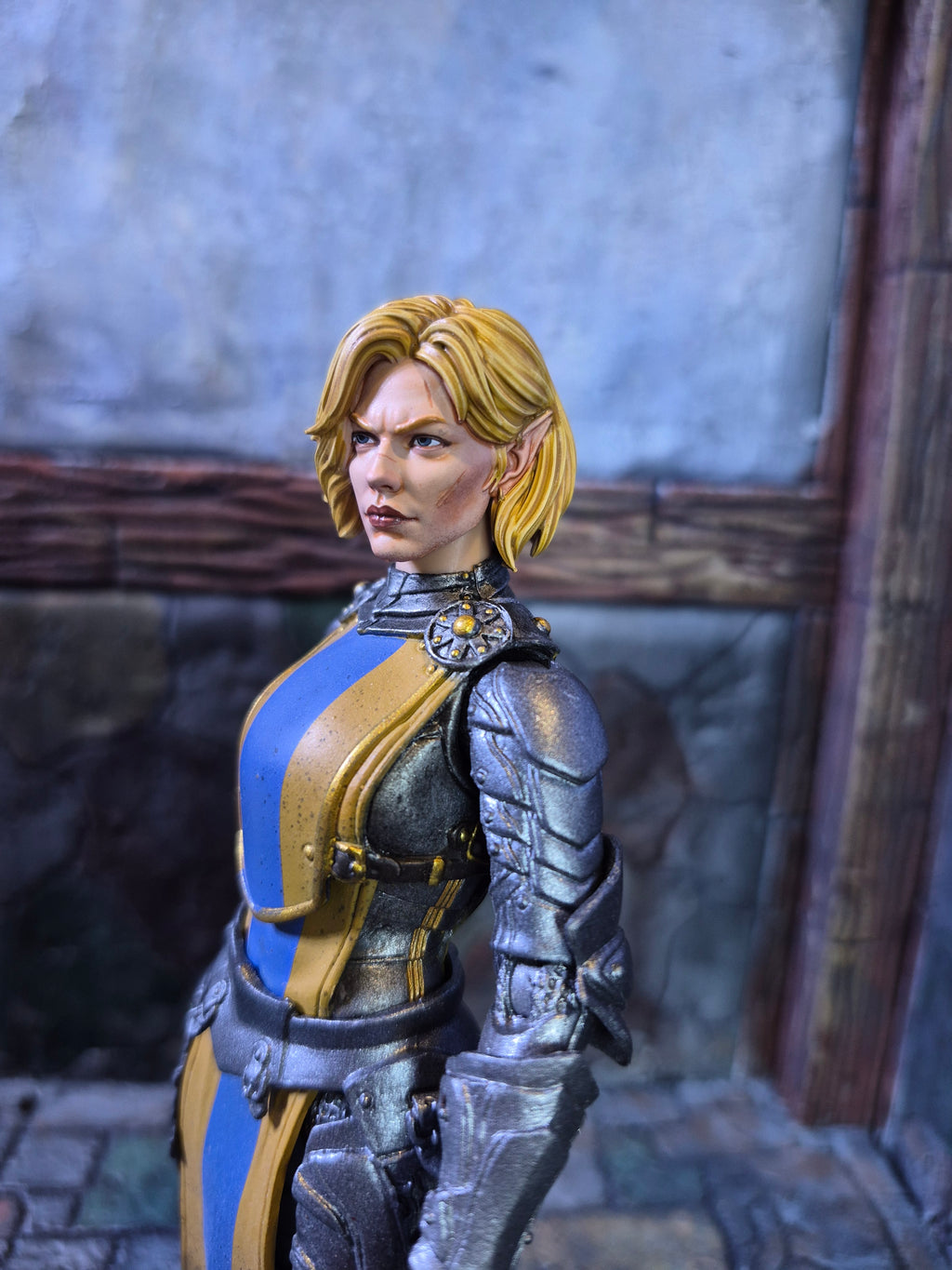 Blonde Elf head for Legions
