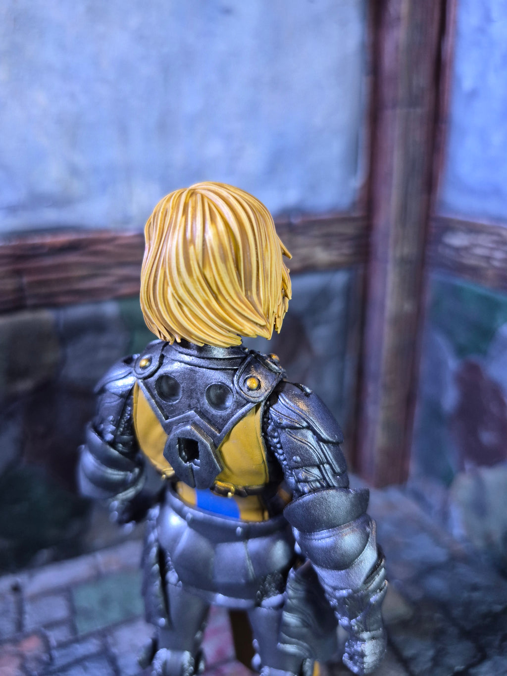 Blonde Elf head for Legions