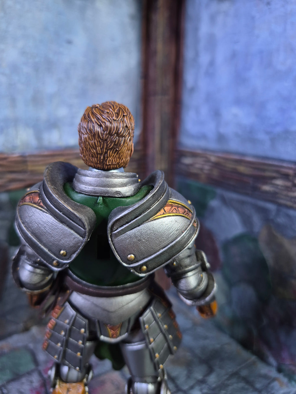 Bruce head for Legions