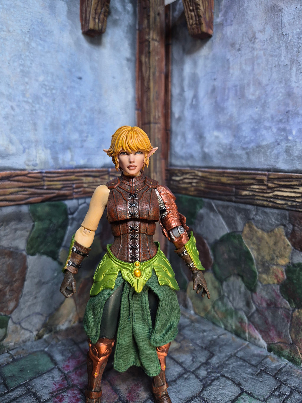 Blonde Female Elf head for V2 Legions