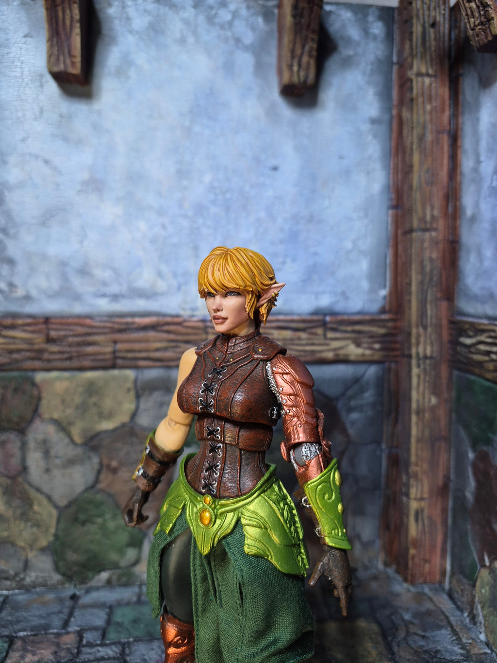 Blonde Female Elf head for V2 Legions