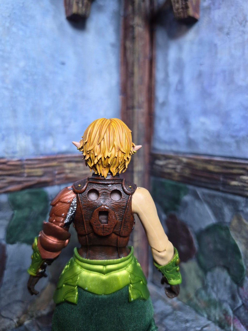 Blonde Female Elf head for V2 Legions
