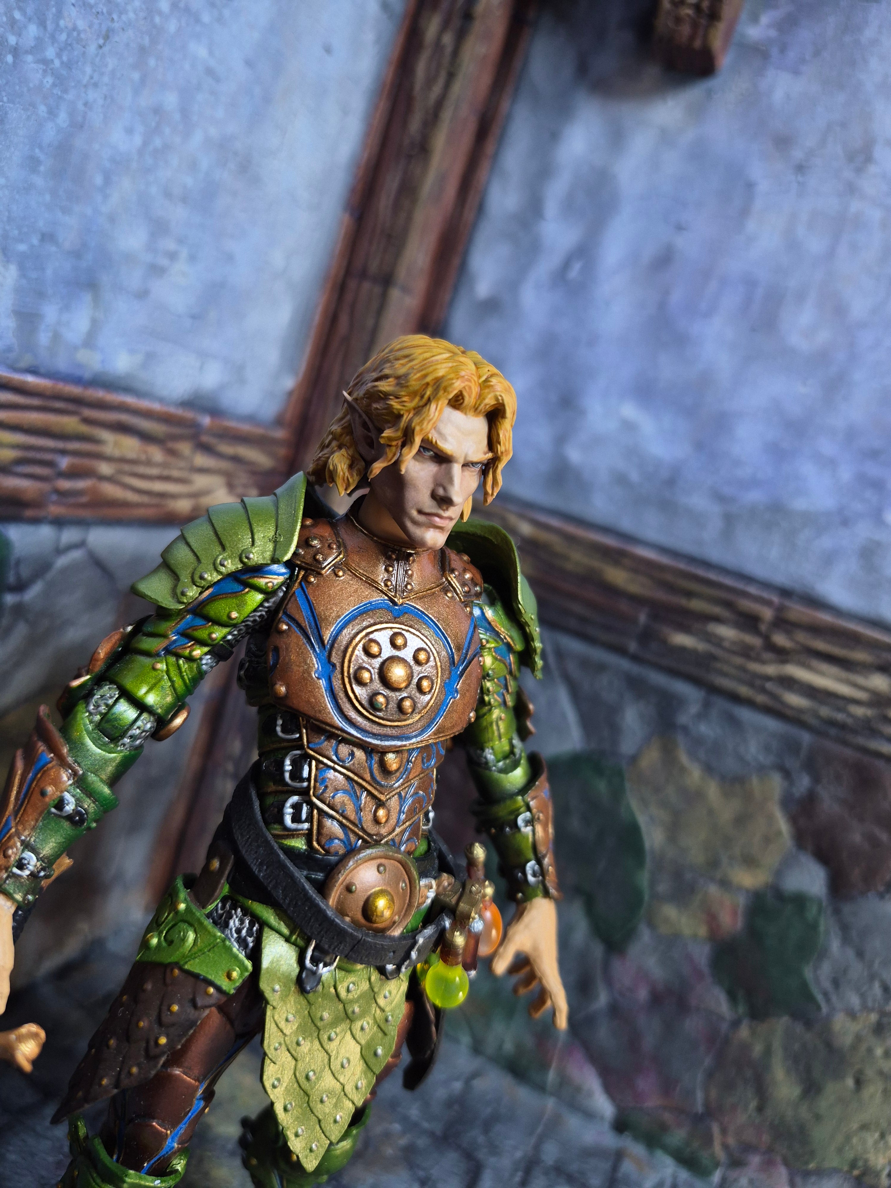 Blonde Male Elf head for V2 Legions