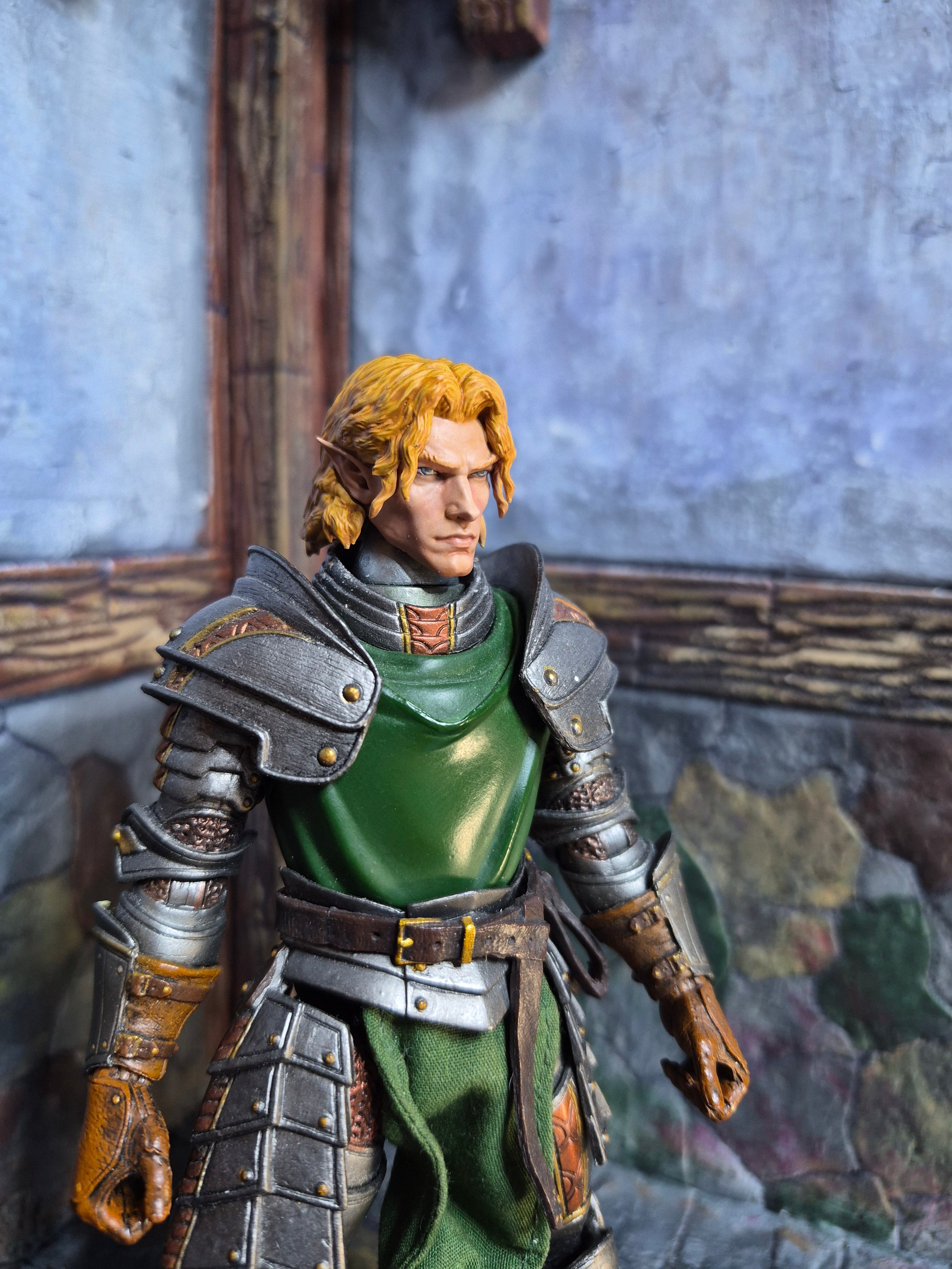 Blone Male Elf head for V1 Legions