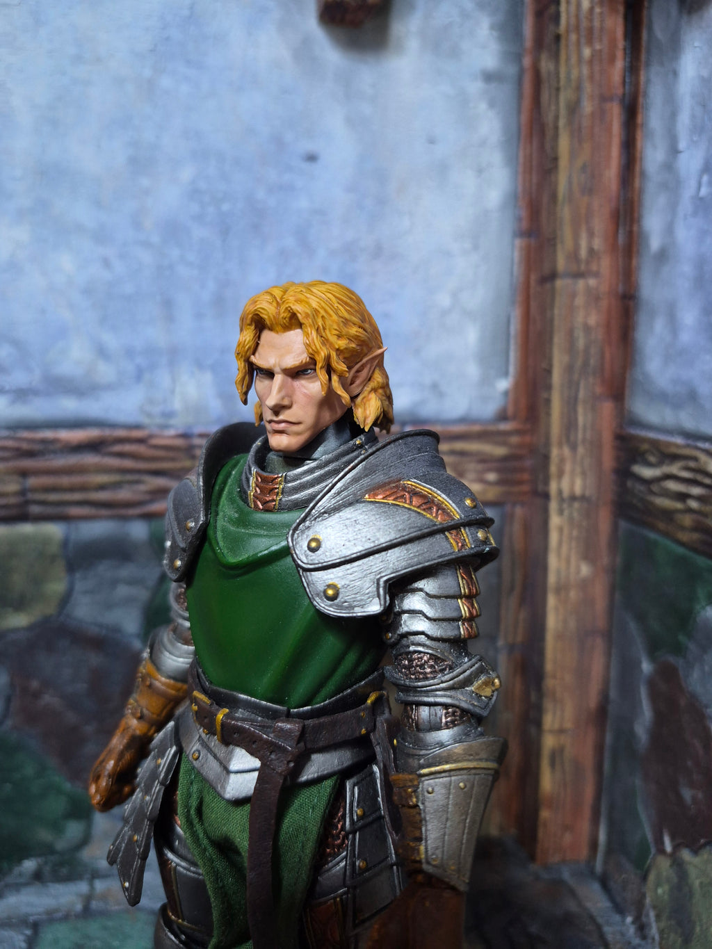 Blone Male Elf head for V1 Legions