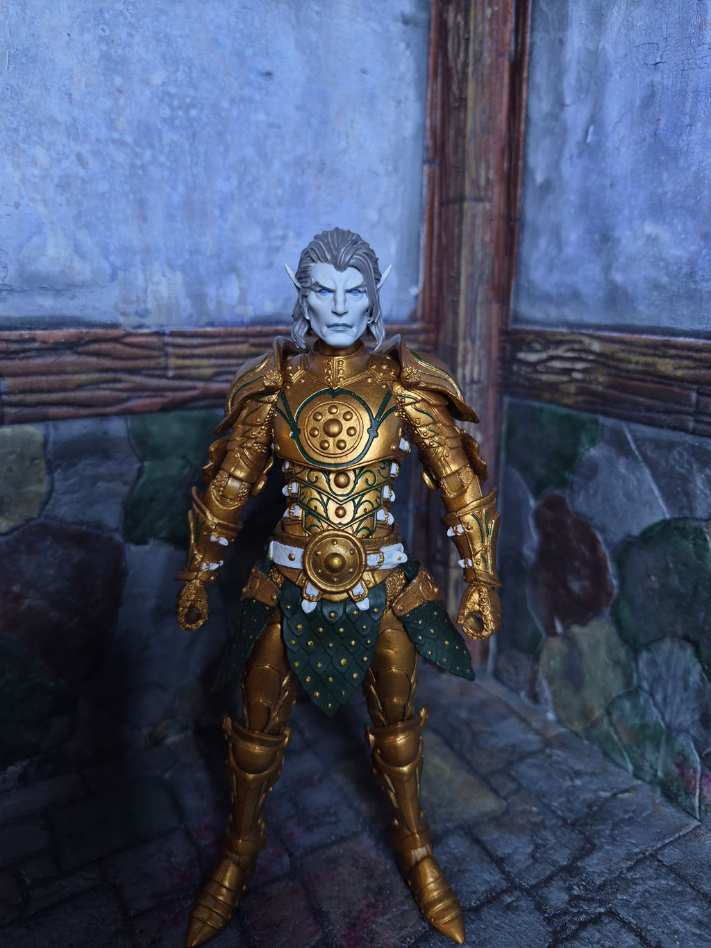 Male Ghost Elf head for Legions